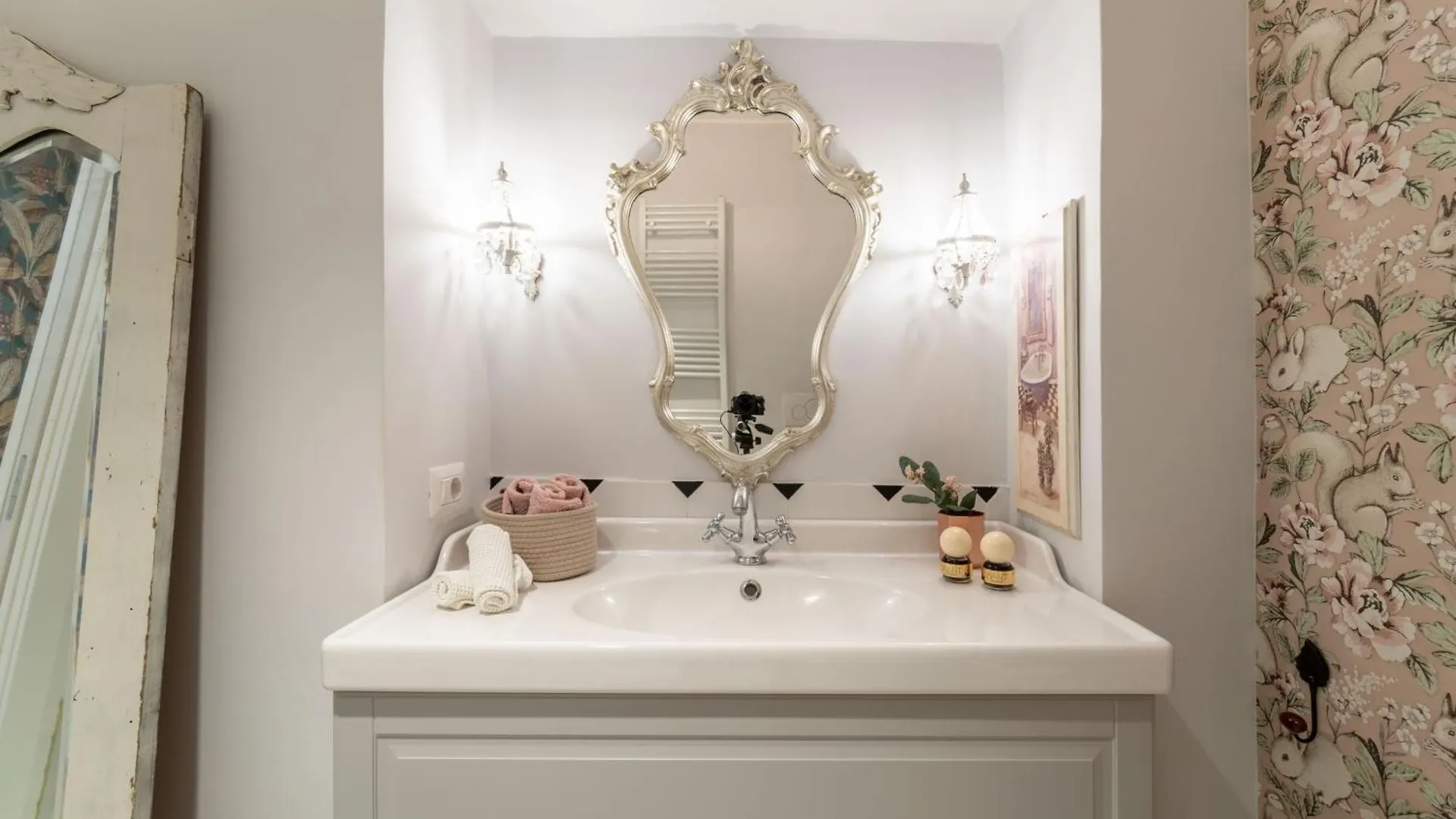 Boutique Apartment Milano 0*,